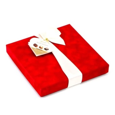 شکلات کادویی هملت مدل ولوت رد 250 گرمی