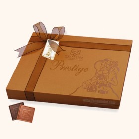 شکلات کادویی الیت مدل پرستیژ روبان دار 