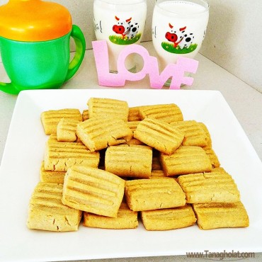 بیسکوییت کودک اتی با طعم موز 