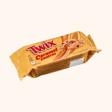 کوکی توئیکس با مغز کاراملی و تکه های شکلات