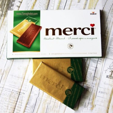 شکلات شیری مرسی فندق بادام 100 گرمی