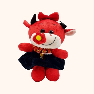 عروسک گاو دختر قرمز گل به دهن